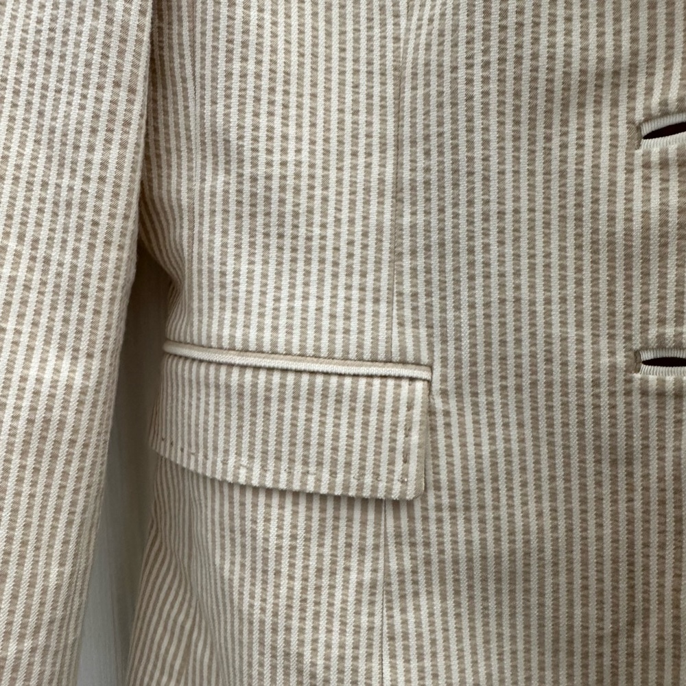 Ellie Tahari beige/ natural tan striped seersucker blazer - size 2 - Picture 5 of 9